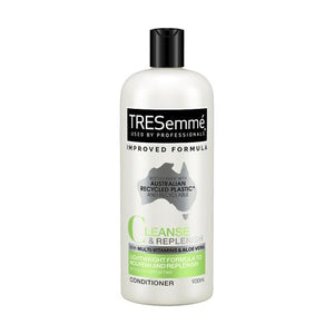 TRESemmé Conditioner Remoisturise 900ml